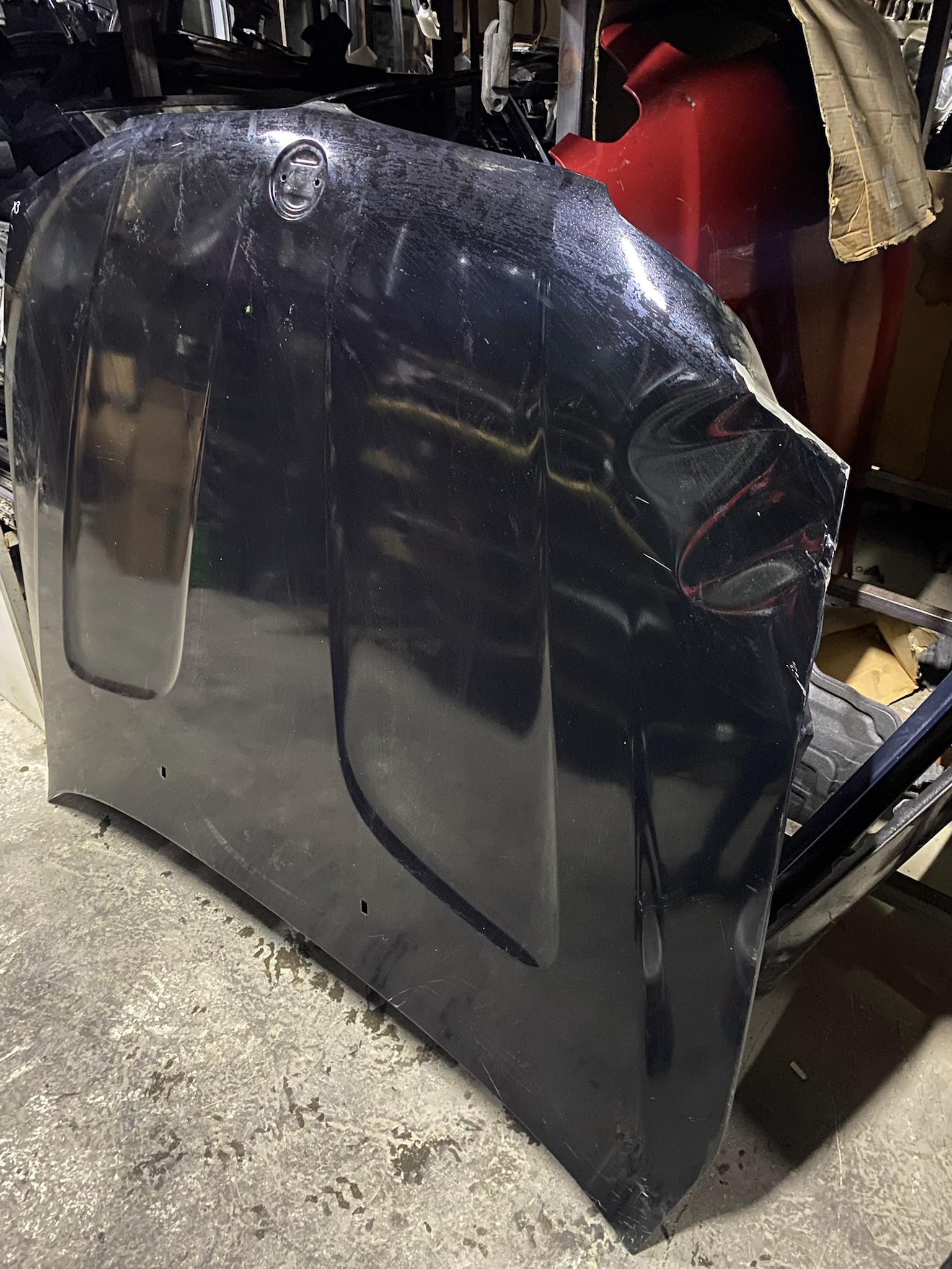 BMW X3 E83 MOTOR KAPUTU SİYAH 41003449411 ORJINAL ÇIKMA