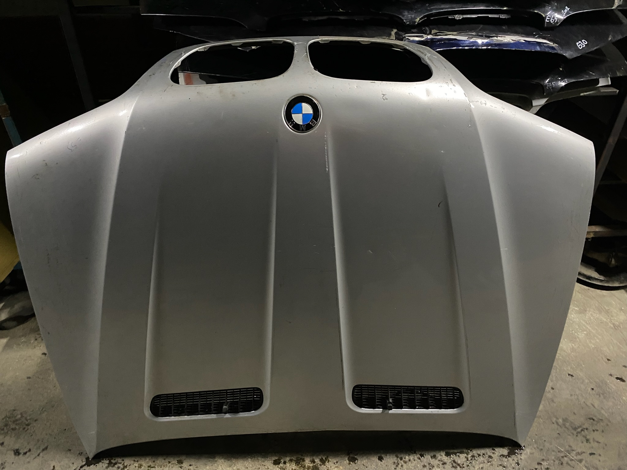 BMW X5 E53 2000-2003 MODEL GÜMÜŞ GRİ MOTOR KAPUTU 41617008328 ORJİNAL ÇIKMA
