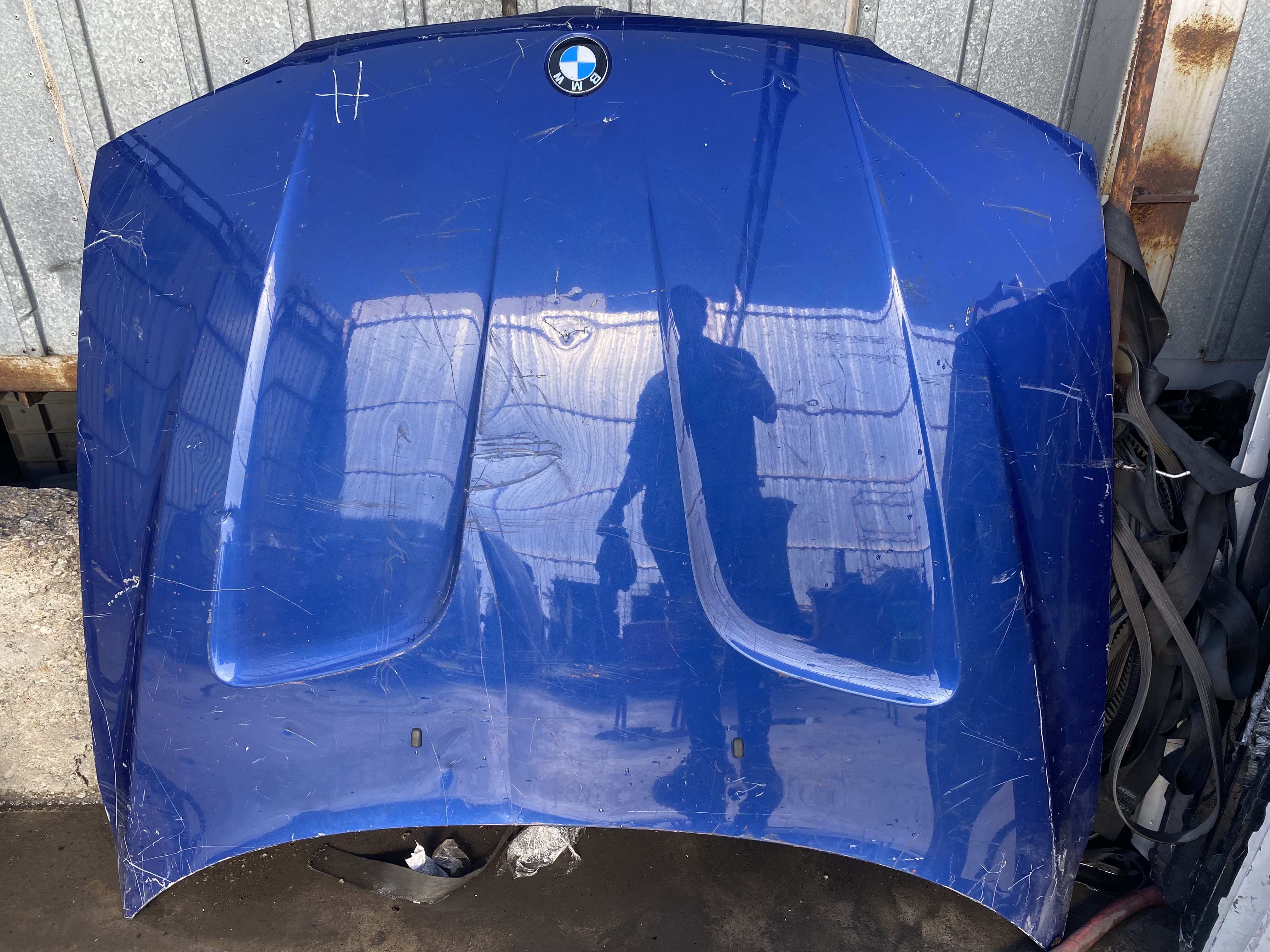 BMW X3 E83 MOTOR KAPUTU 41003449411 ORJINAL ÇIKMA