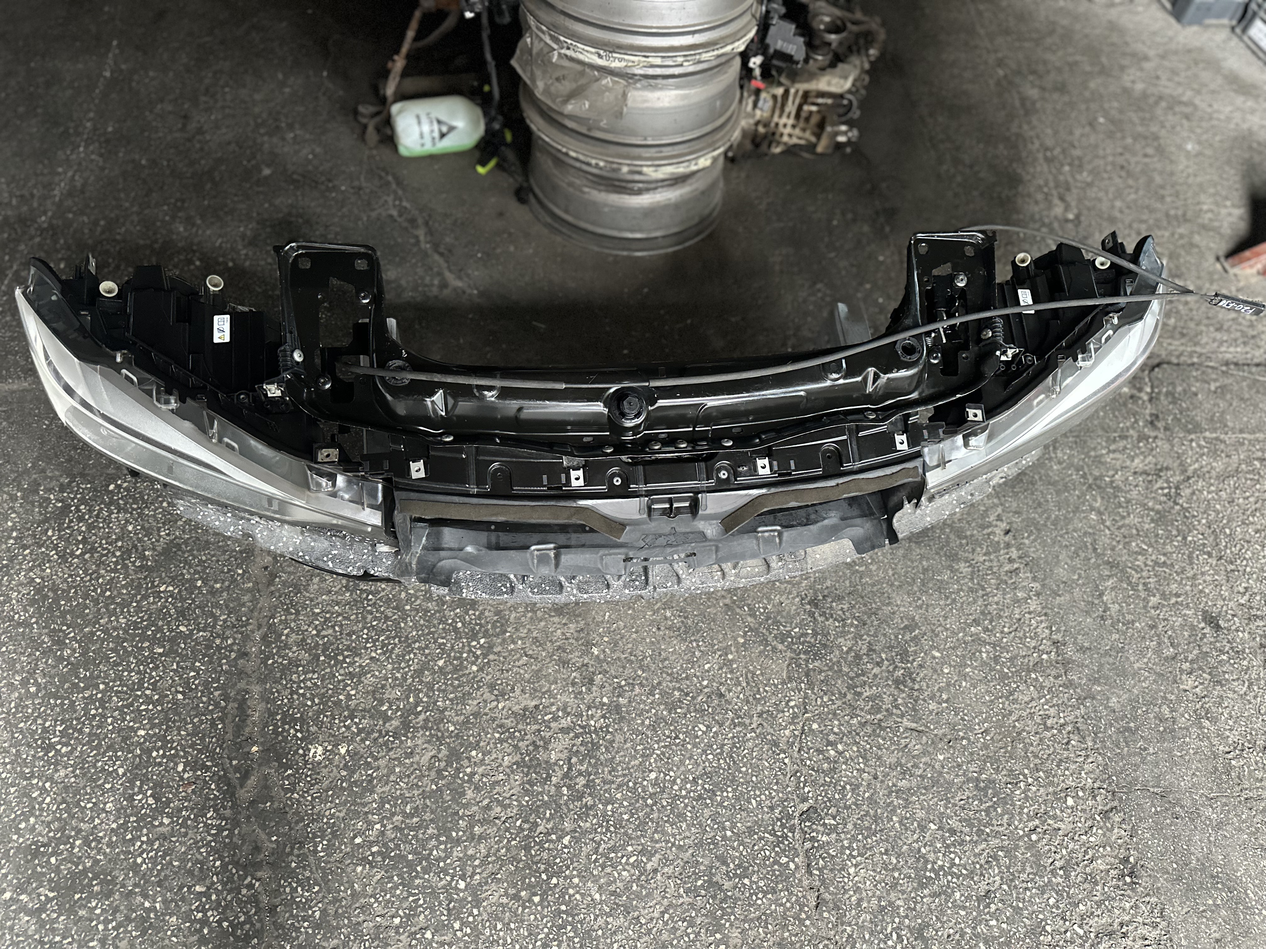 BMW F30 ÖN PANEL ORJİNAL ÇIKMA