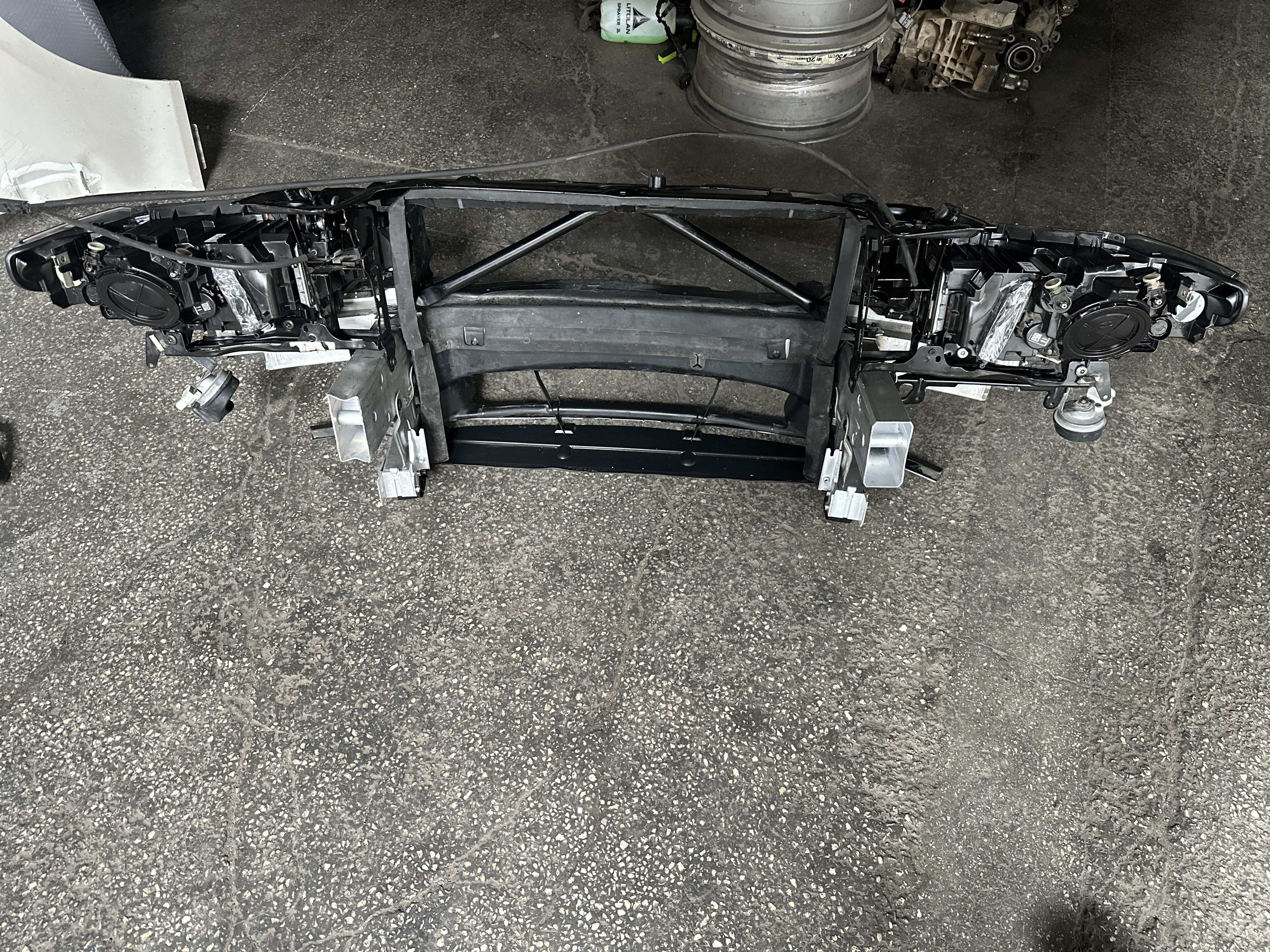 BMW F30 ÖN PANEL ORJİNAL ÇIKMA