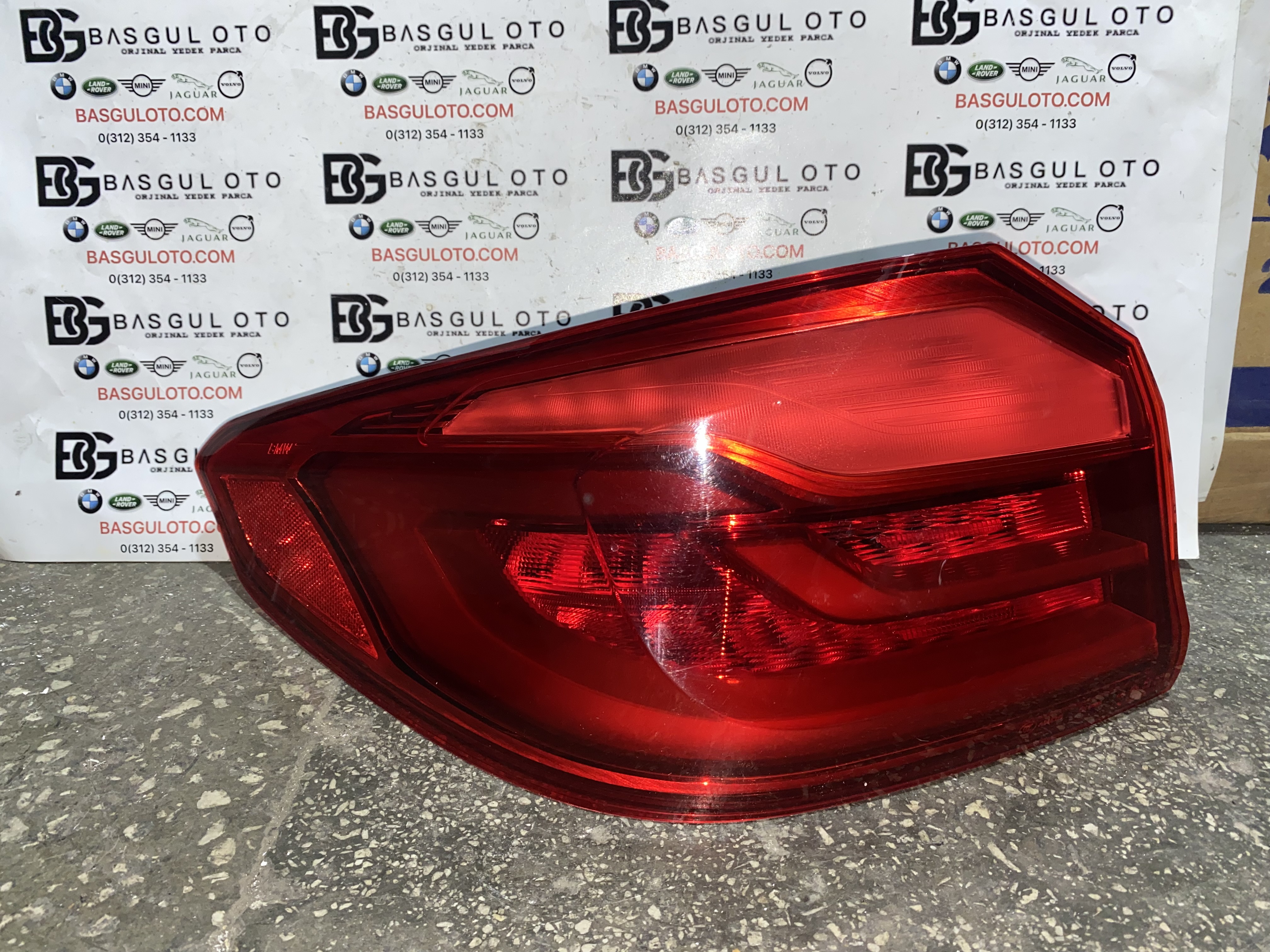 BMW G30 SAĞ SOL ÇAMURLUK STOP LAMBASI ORJINAL ÇIKMA