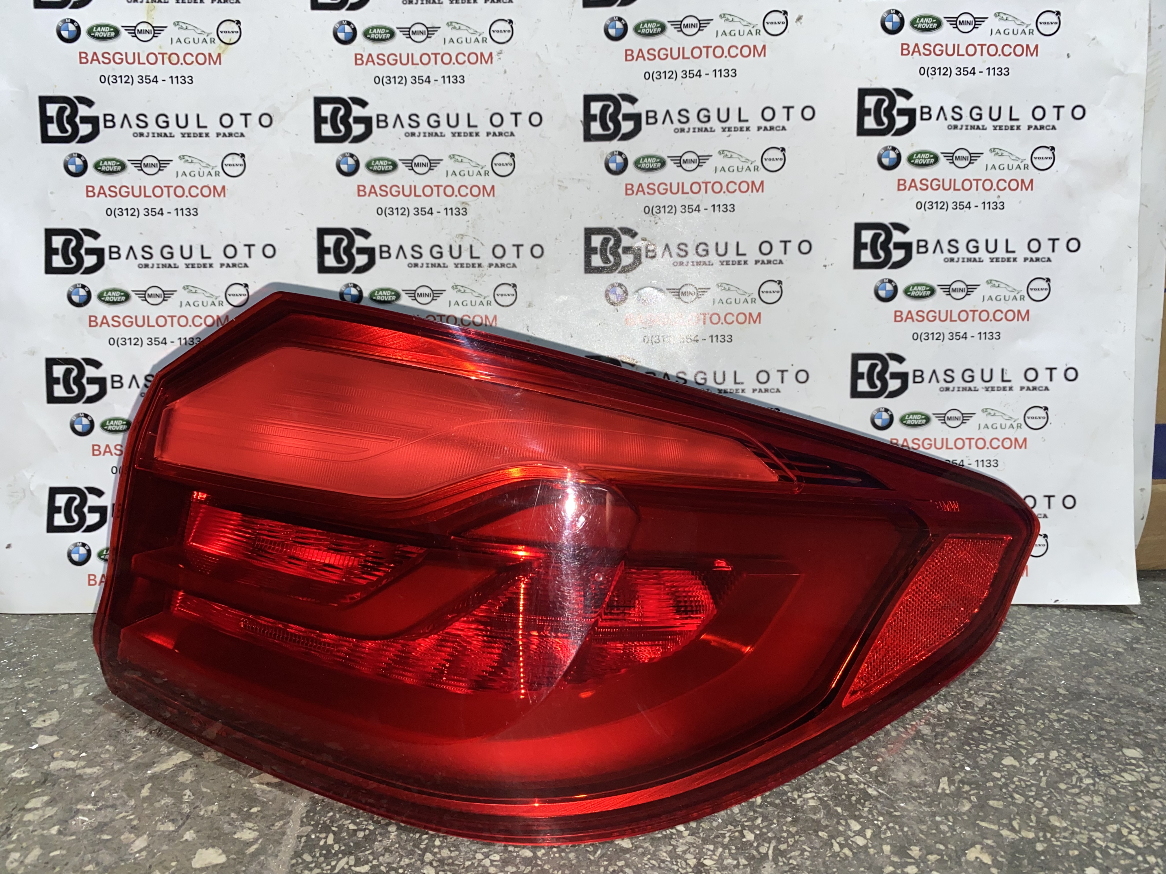 BMW G30 SAĞ SOL ÇAMURLUK STOP LAMBASI ORJINAL ÇIKMA