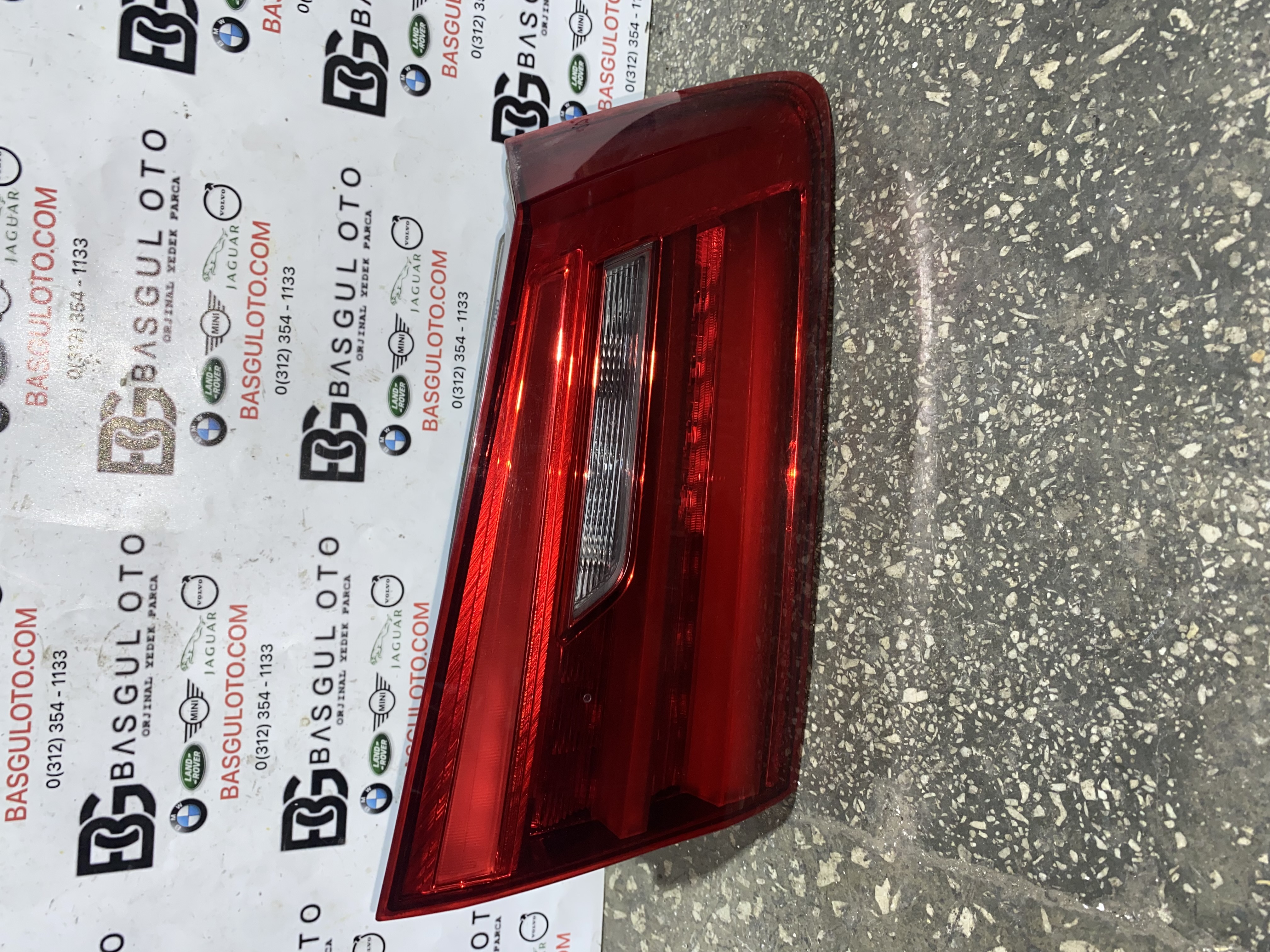BMW G30 SAĞ SOL BAGAJ STOP LAMBASI ORJINAL ÇIKMA