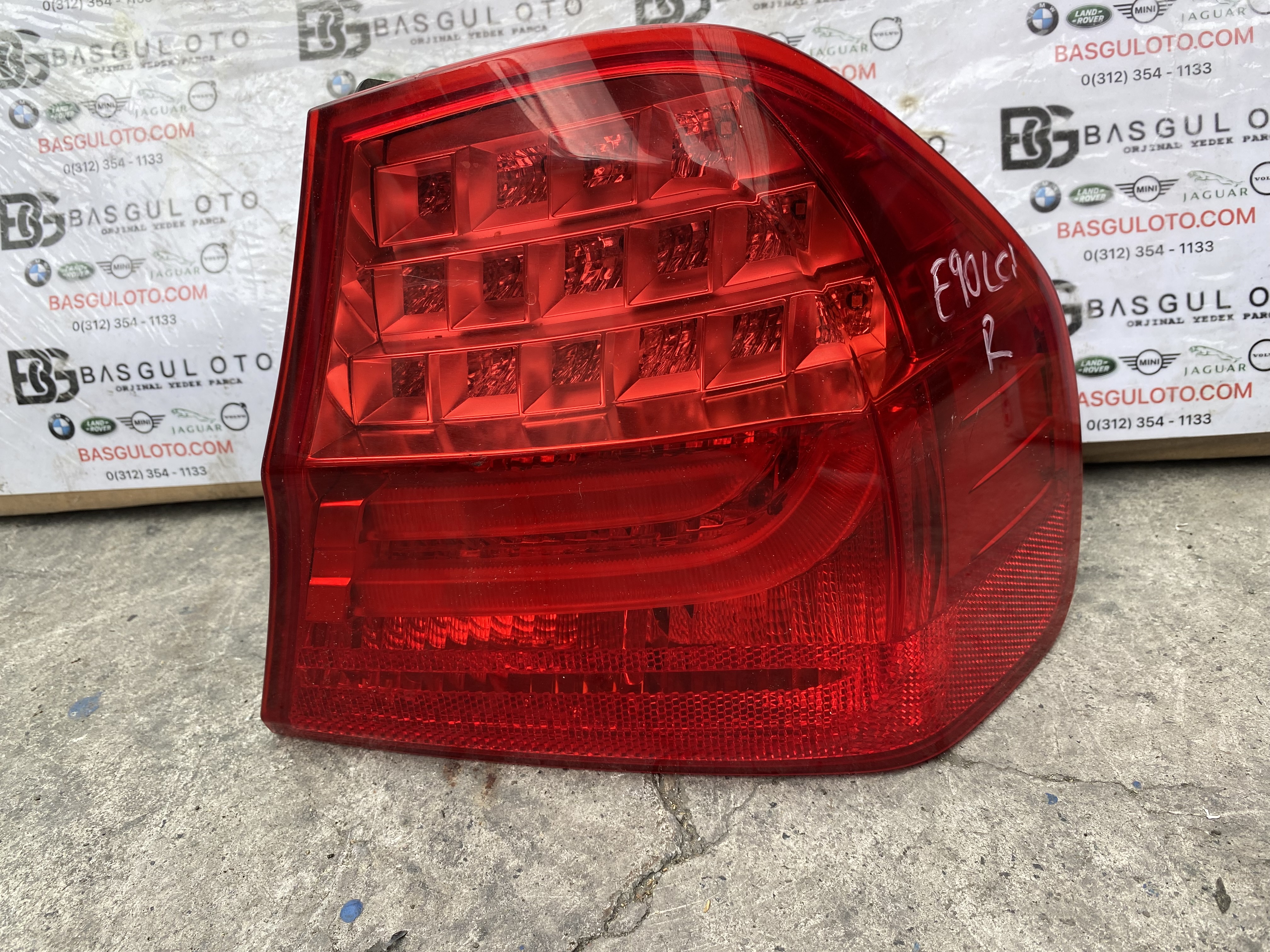 BMW E90 LCI SAĞ STOP DIŞ ORJINAL ÇIKMA