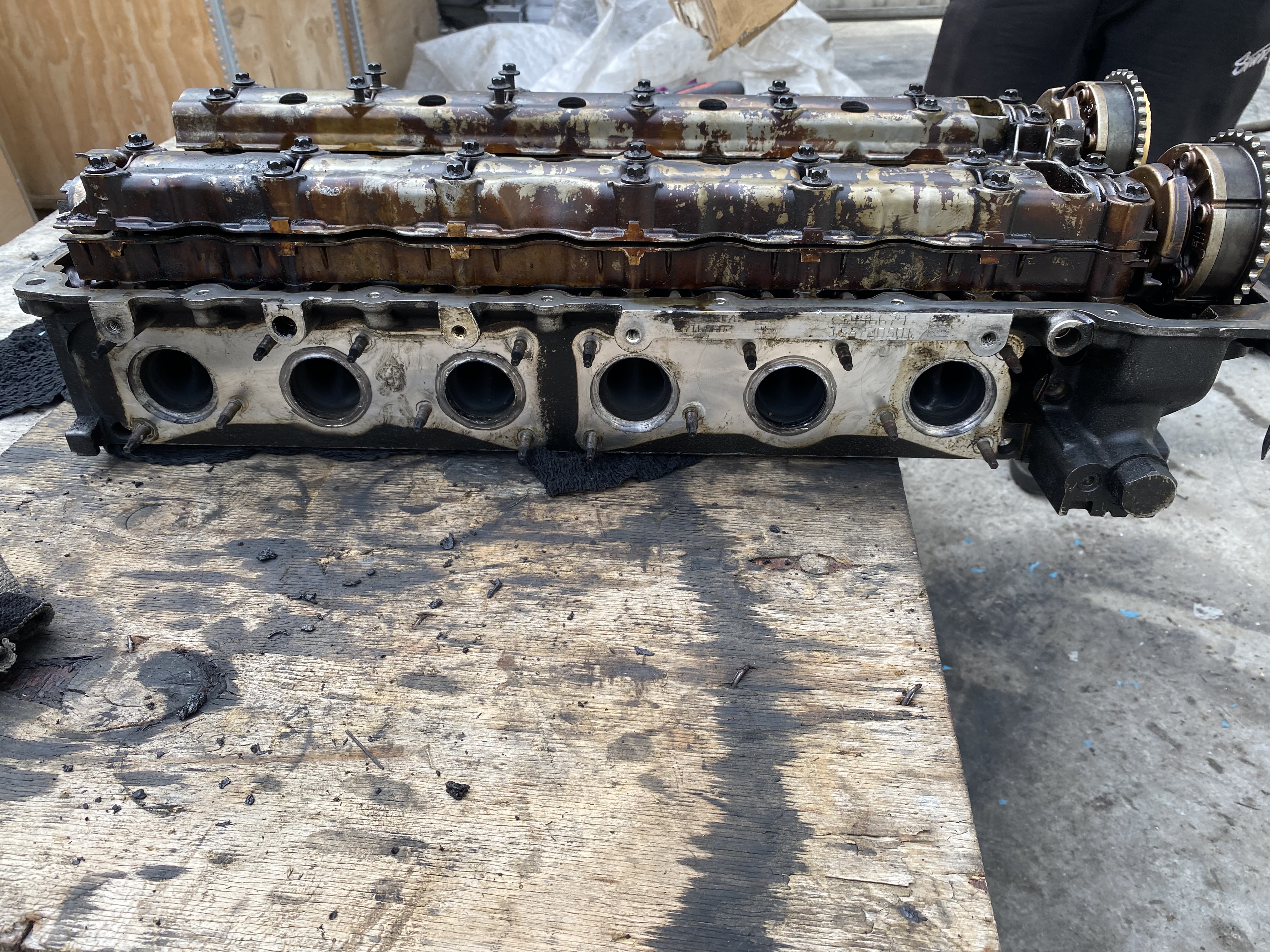 BMW E60 E90 N53 B25 MOTOR SİLİNDİR KAPAĞI ORJİNAL ÇIKMA