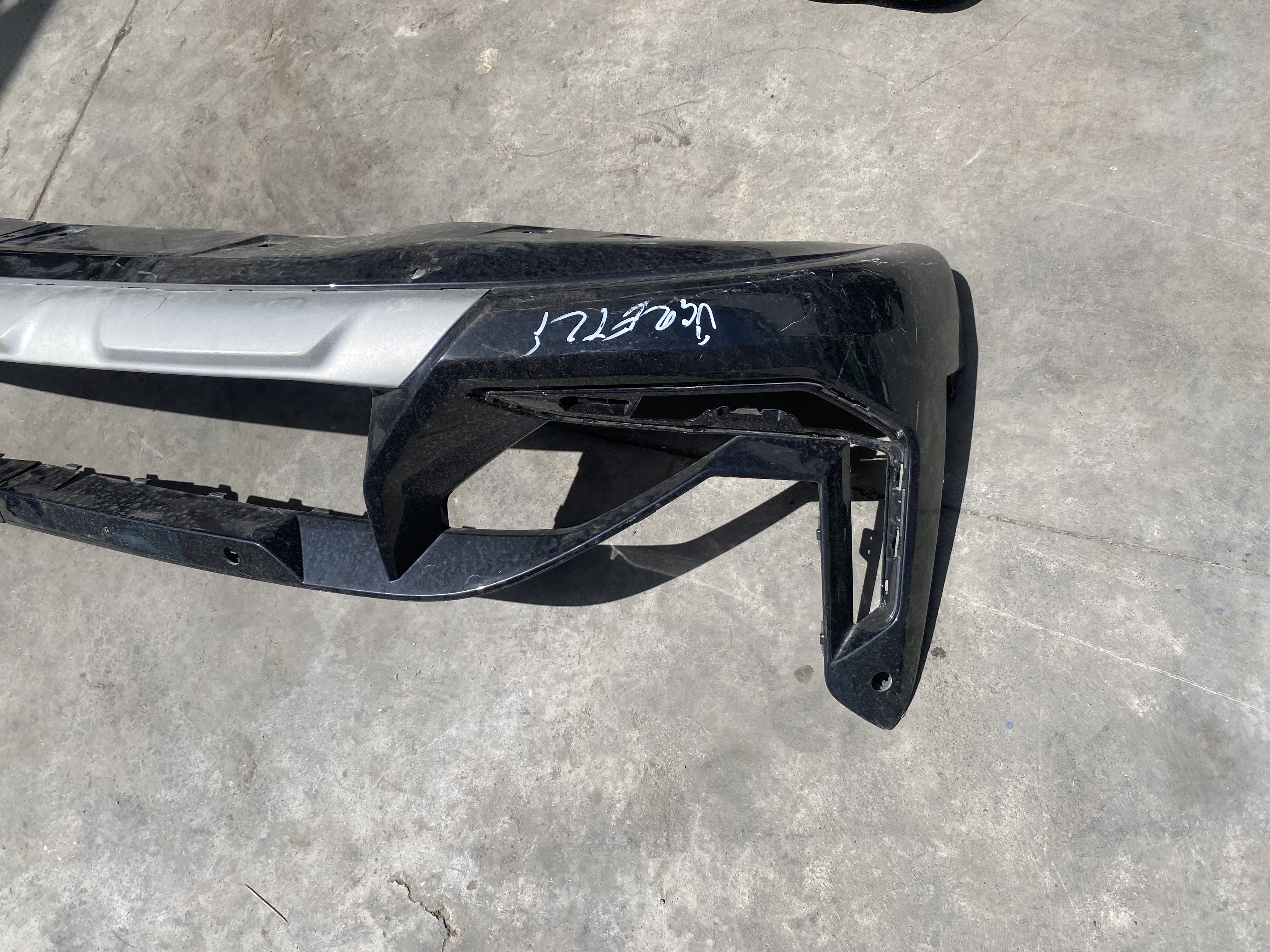 BMW X1 U11 ÖN TAMPON ALT 51115A0DB80 ORJİNAL ÇIKMA