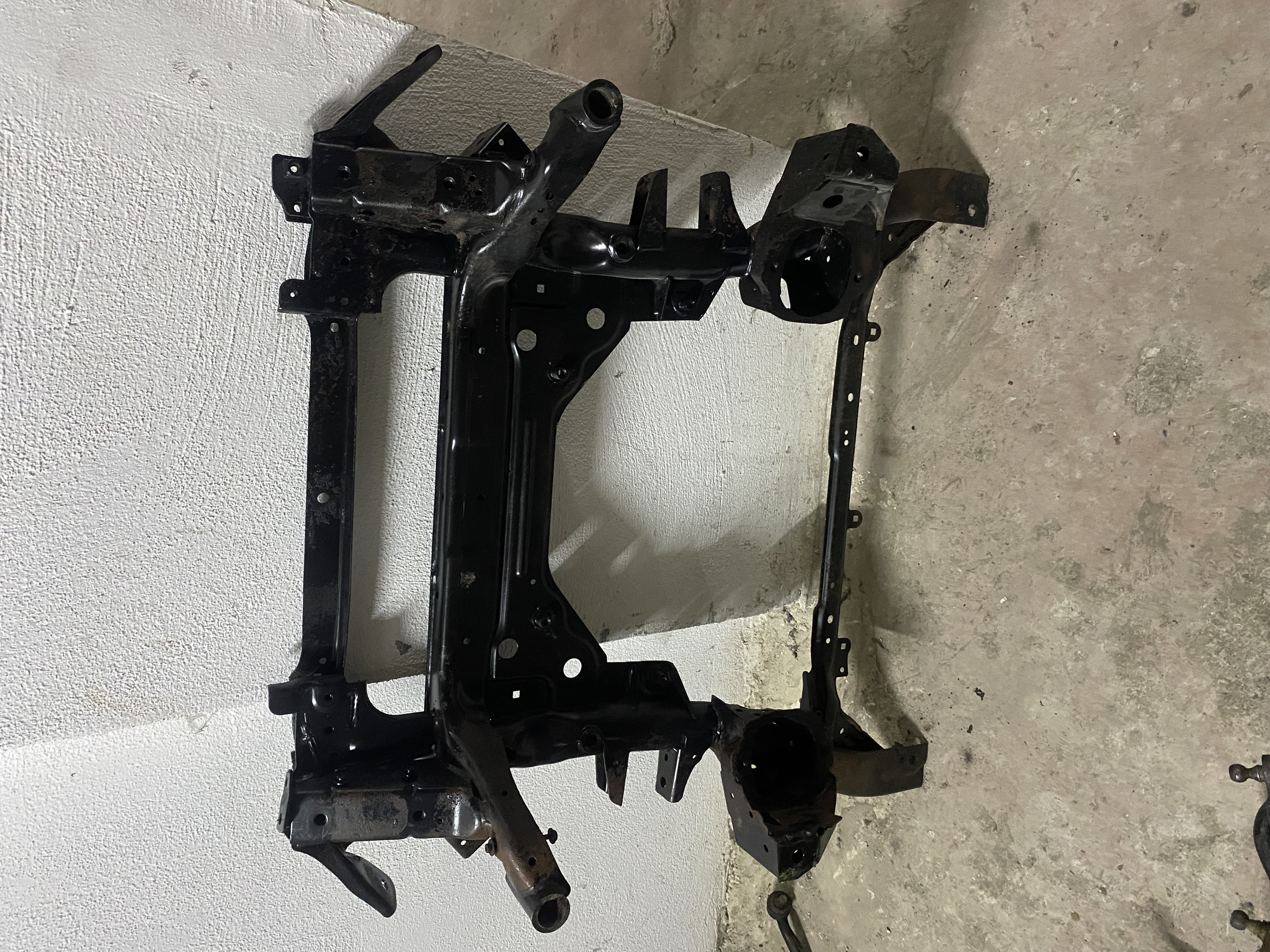 BMW X5 F15 MOTOR TRAVERSİ ORJİNAL ÇIKMA