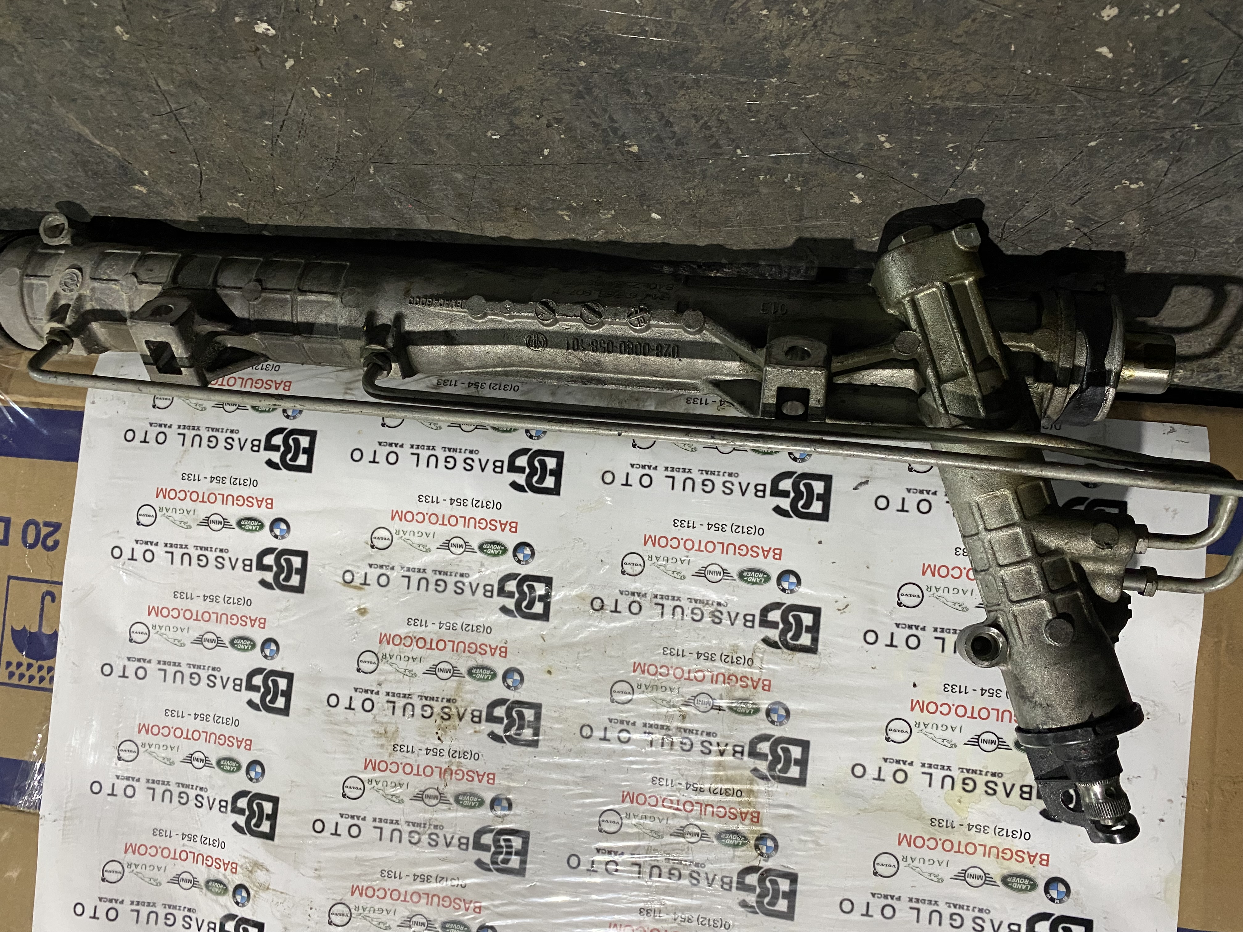 BMW E90 DİREKSİYON KUTUSU 6763807 ORJINAL ÇIKMA