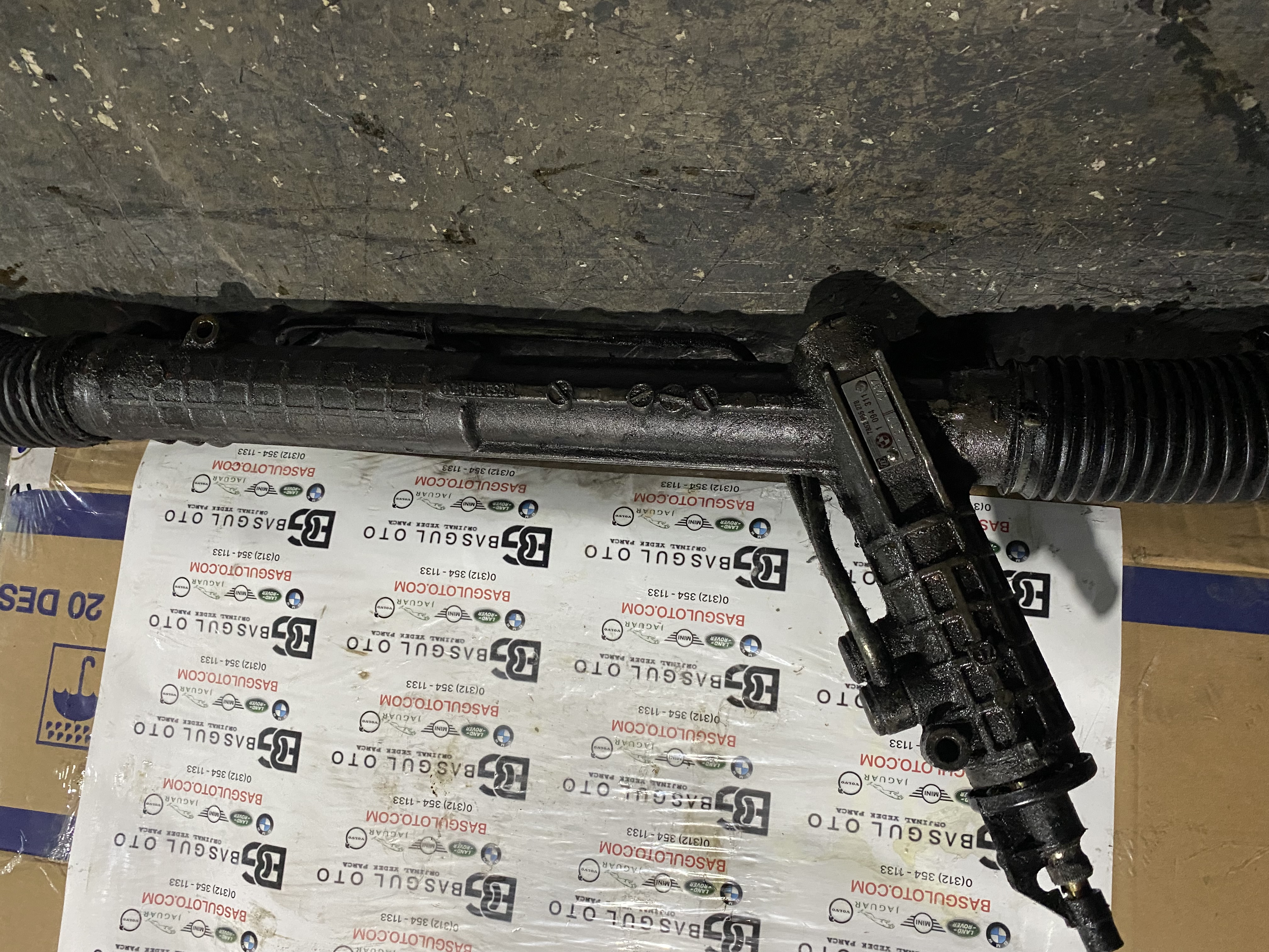 BMW E39 DİREKSİYON KUTUSU 1094311 ORJINAL ÇIKMA