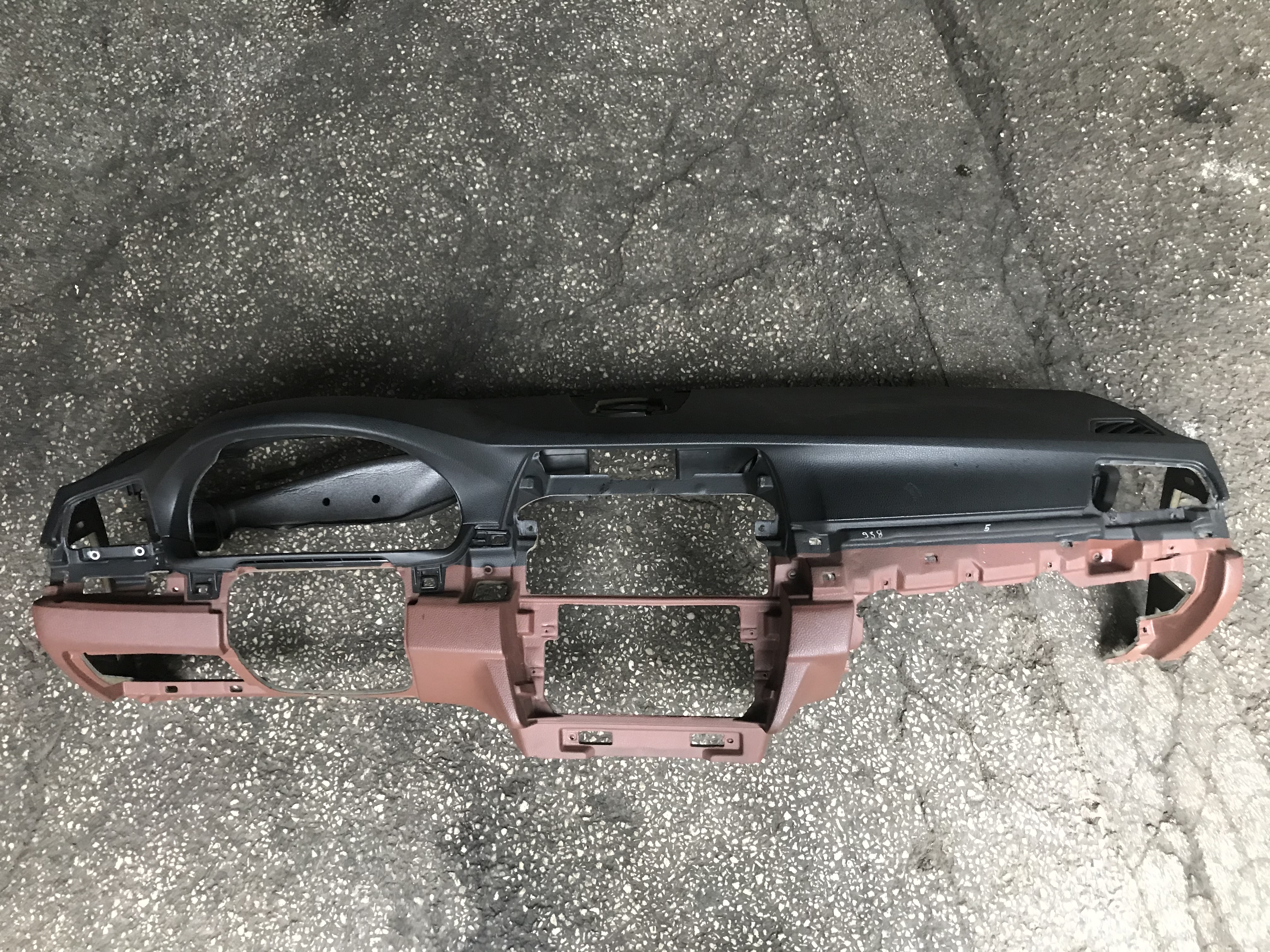 BMW F10 TABA GÖĞÜS ORJİNAL ÇIKMA