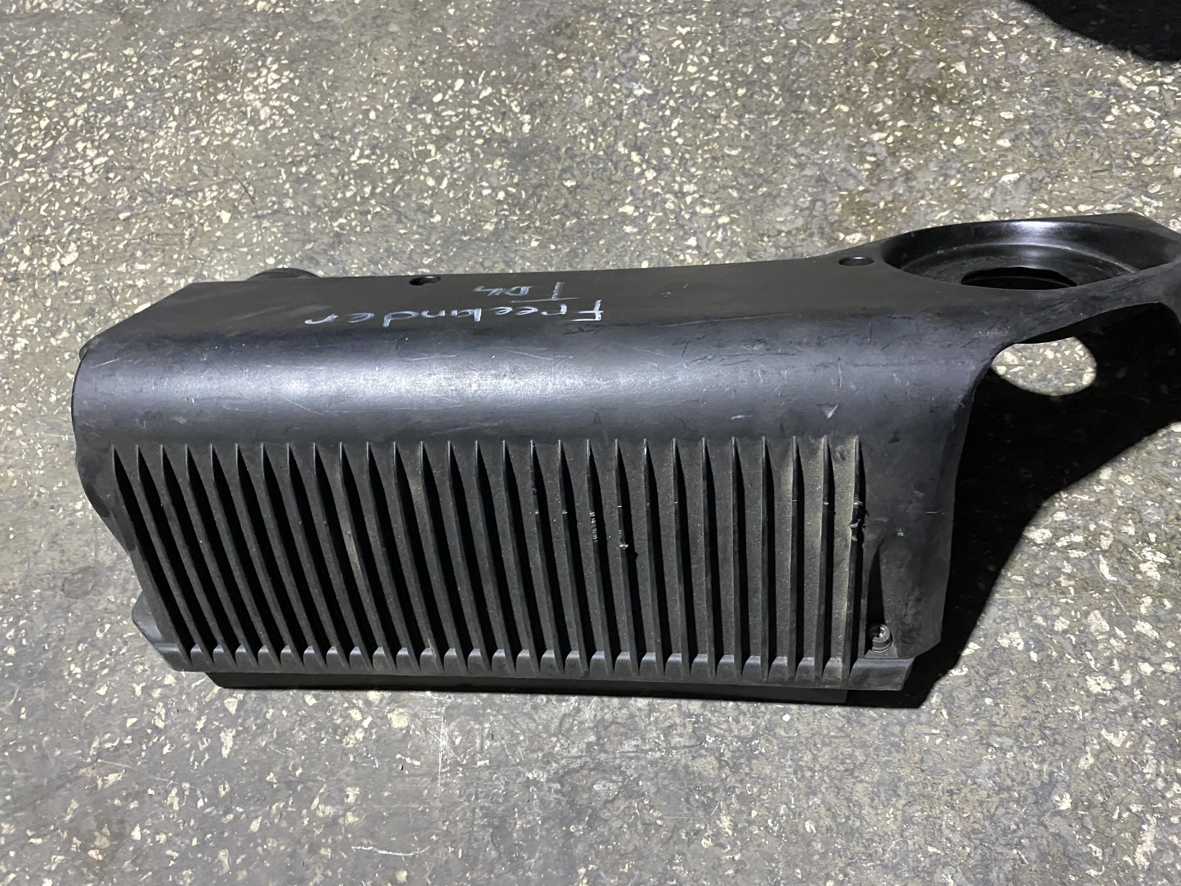 LAND ROVER FREELANDER 1 L314 TD4 HAVA FİLTRE KUTUSU ORJINAL ÇIKMA