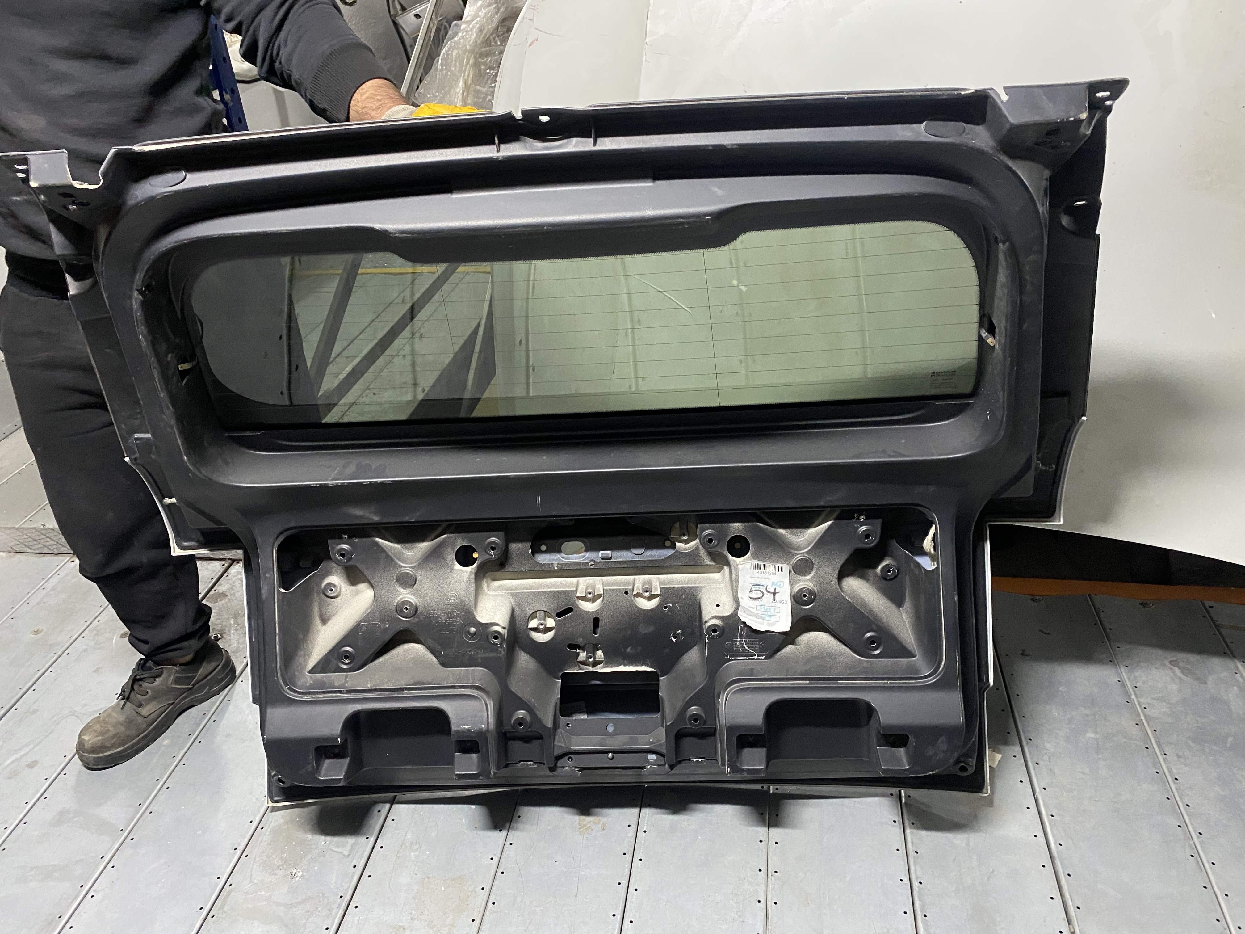 RANGE ROVER EVOQUE L538 BEYAZ BAGAJ KAPAĞI ORJİNAL ÇIKMA