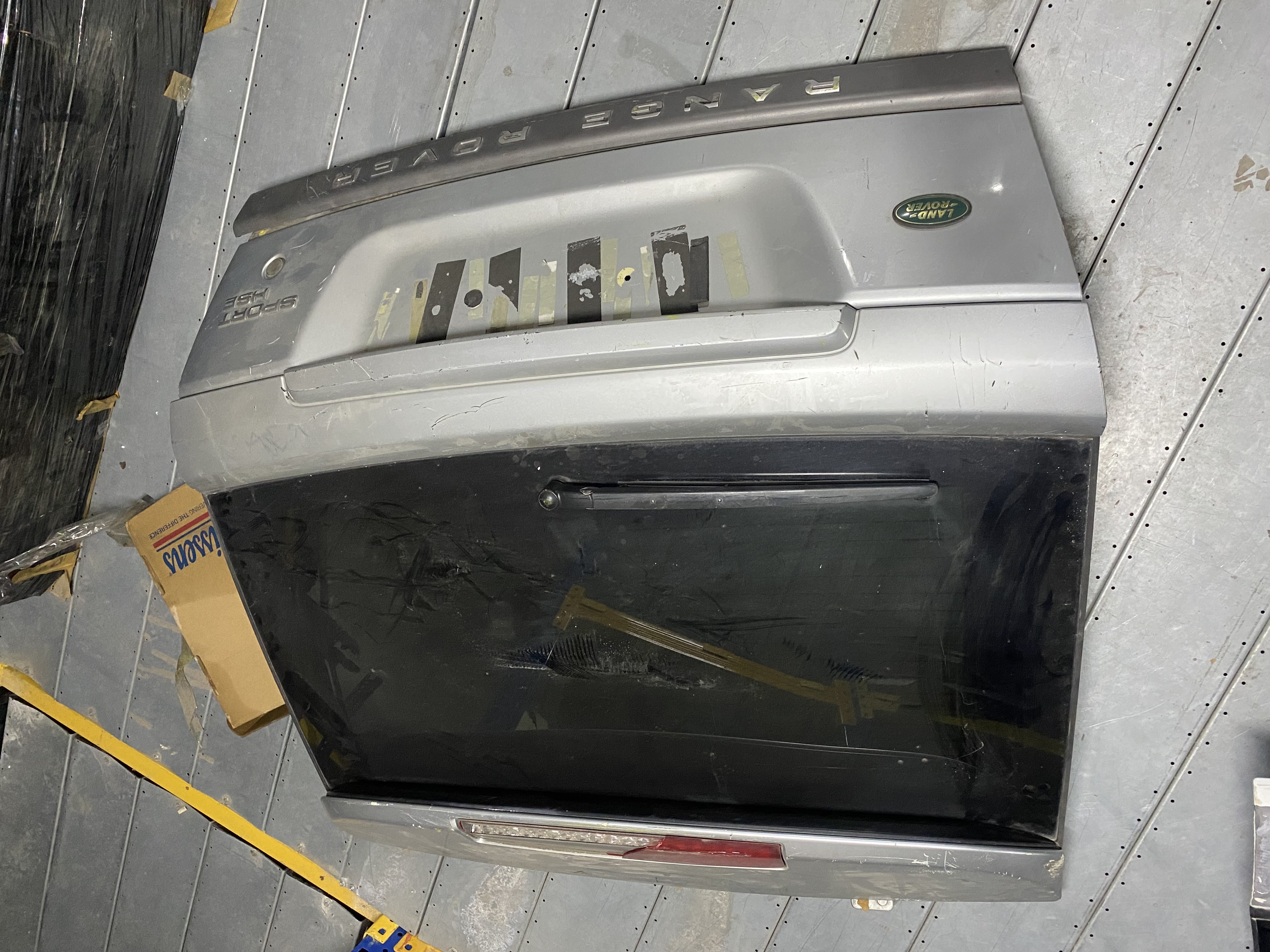 RANGE ROVER SPORT L320 BAGAJ KAPAĞI ORJİNAL ÇIKMA