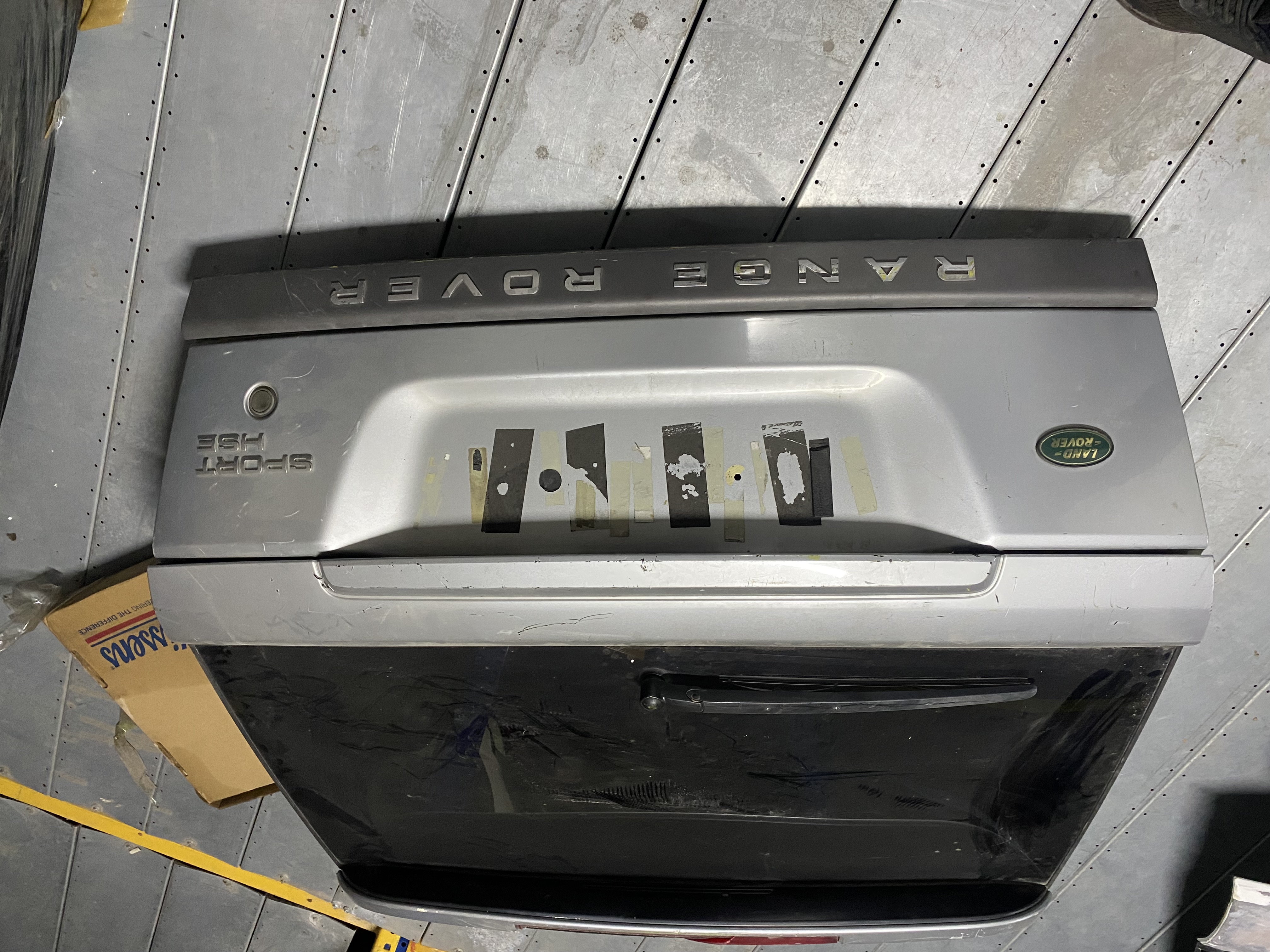 RANGE ROVER SPORT L320 BAGAJ KAPAĞI ORJİNAL ÇIKMA