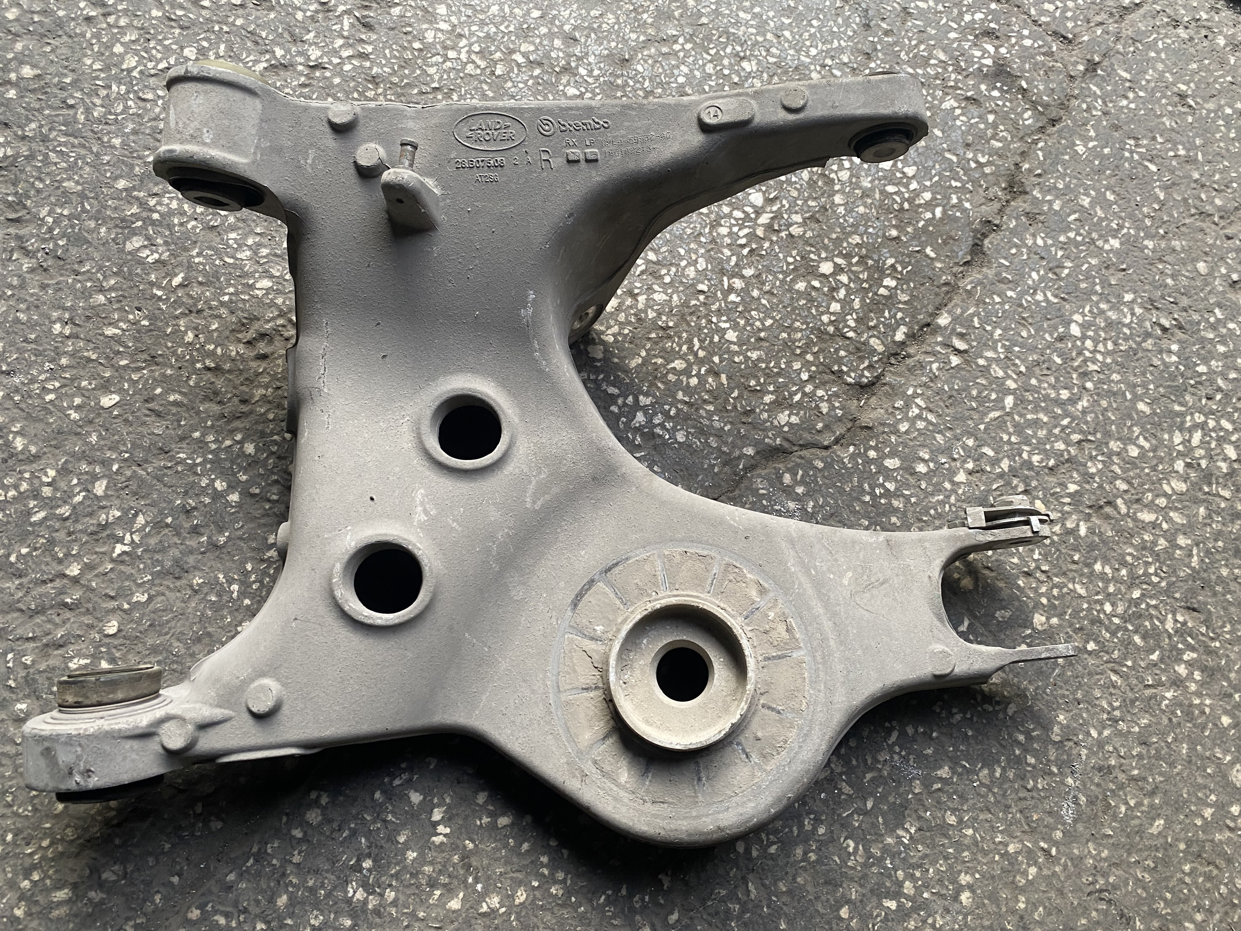 RANGE ROVER SPORT L494 SAĞ ARKA SALINCAK ORJINAL ÇIKMA