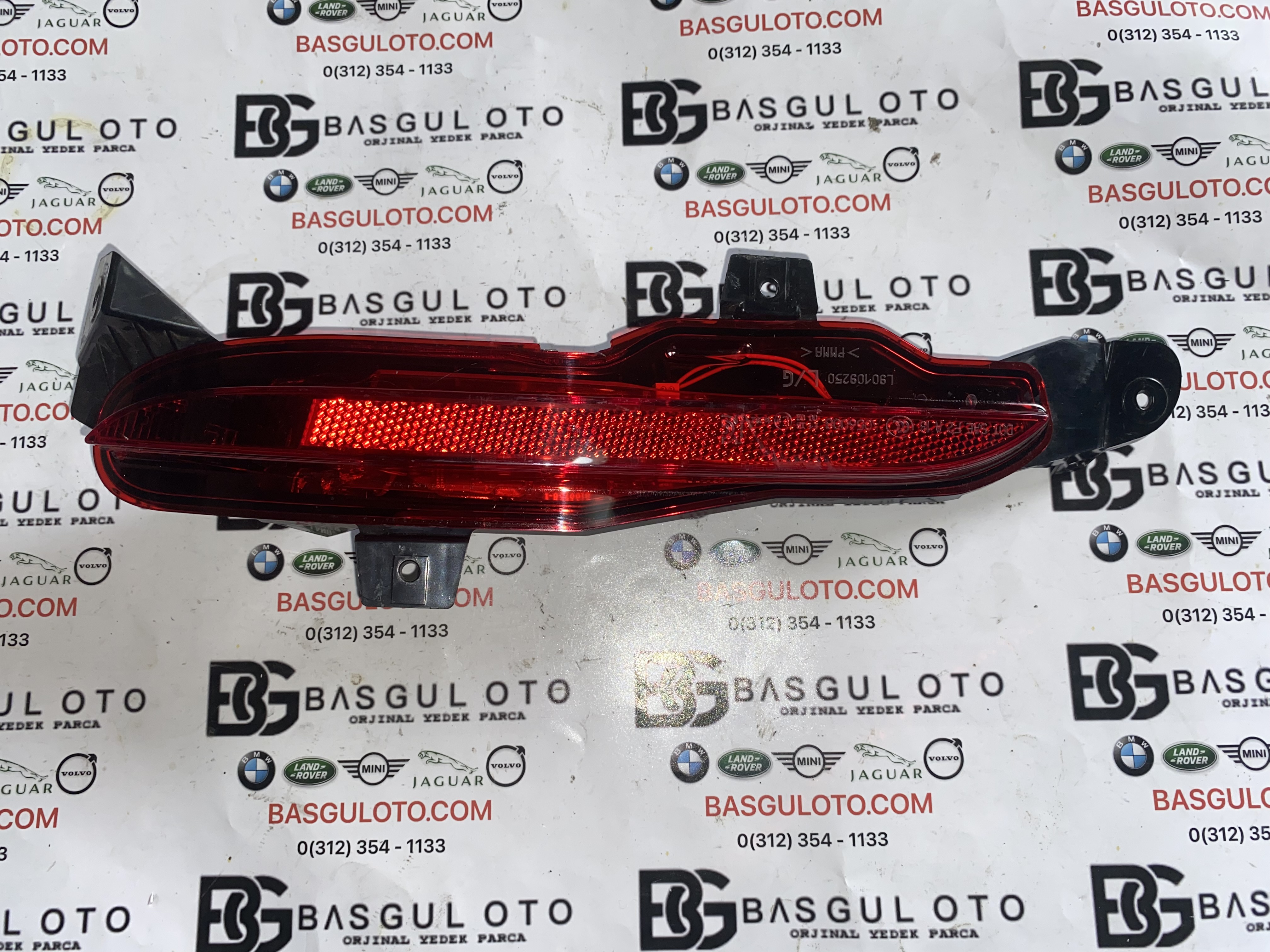 RANGE ROVER VELAR L560 SOL ARKA SİS FARI J8A2-15K273-AF ORJİNAL ÇIKMA