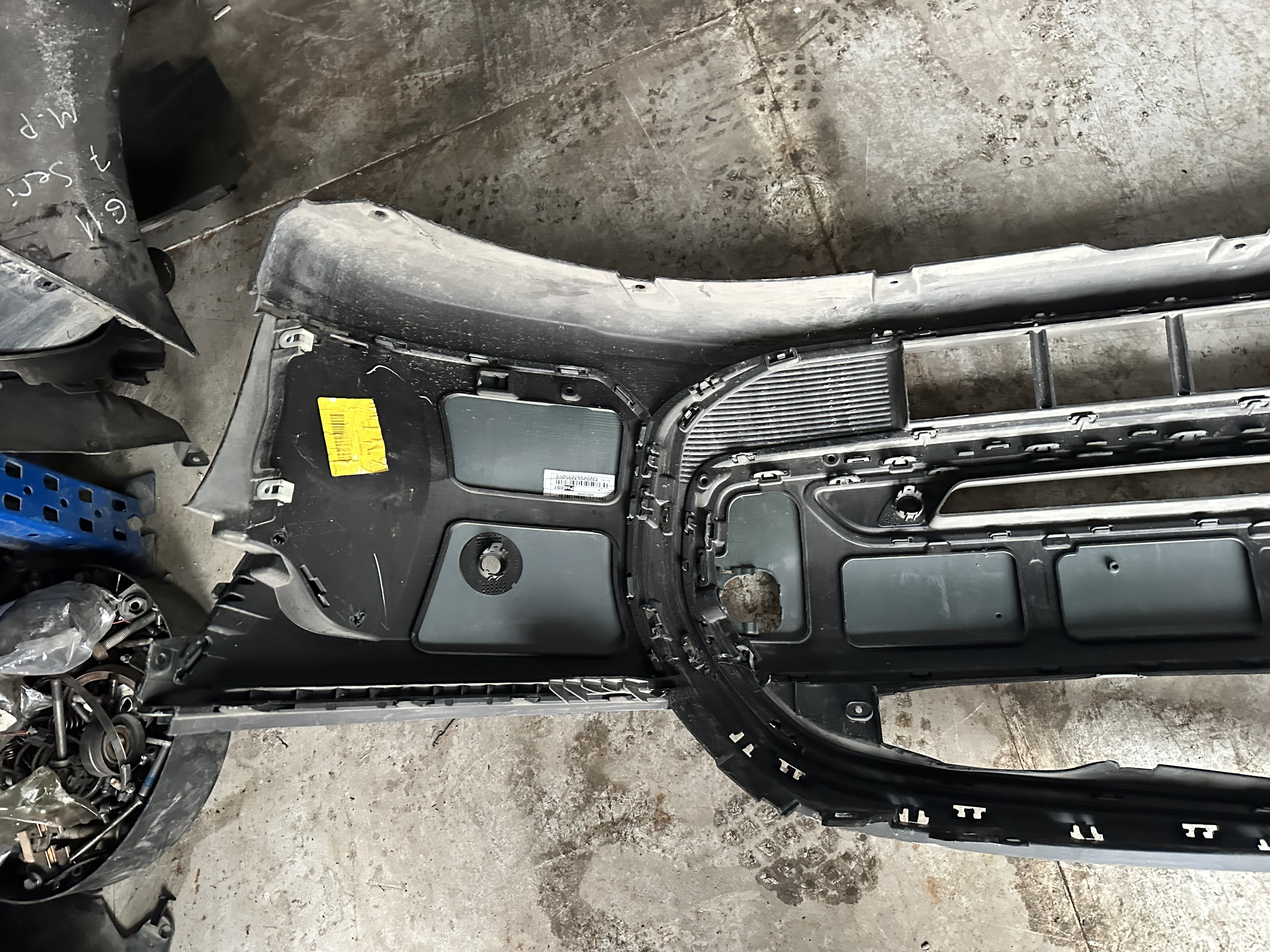 MİNİ F56 LCİ ÖN TAMPON 9450543 ORJINAL ÇIKMA