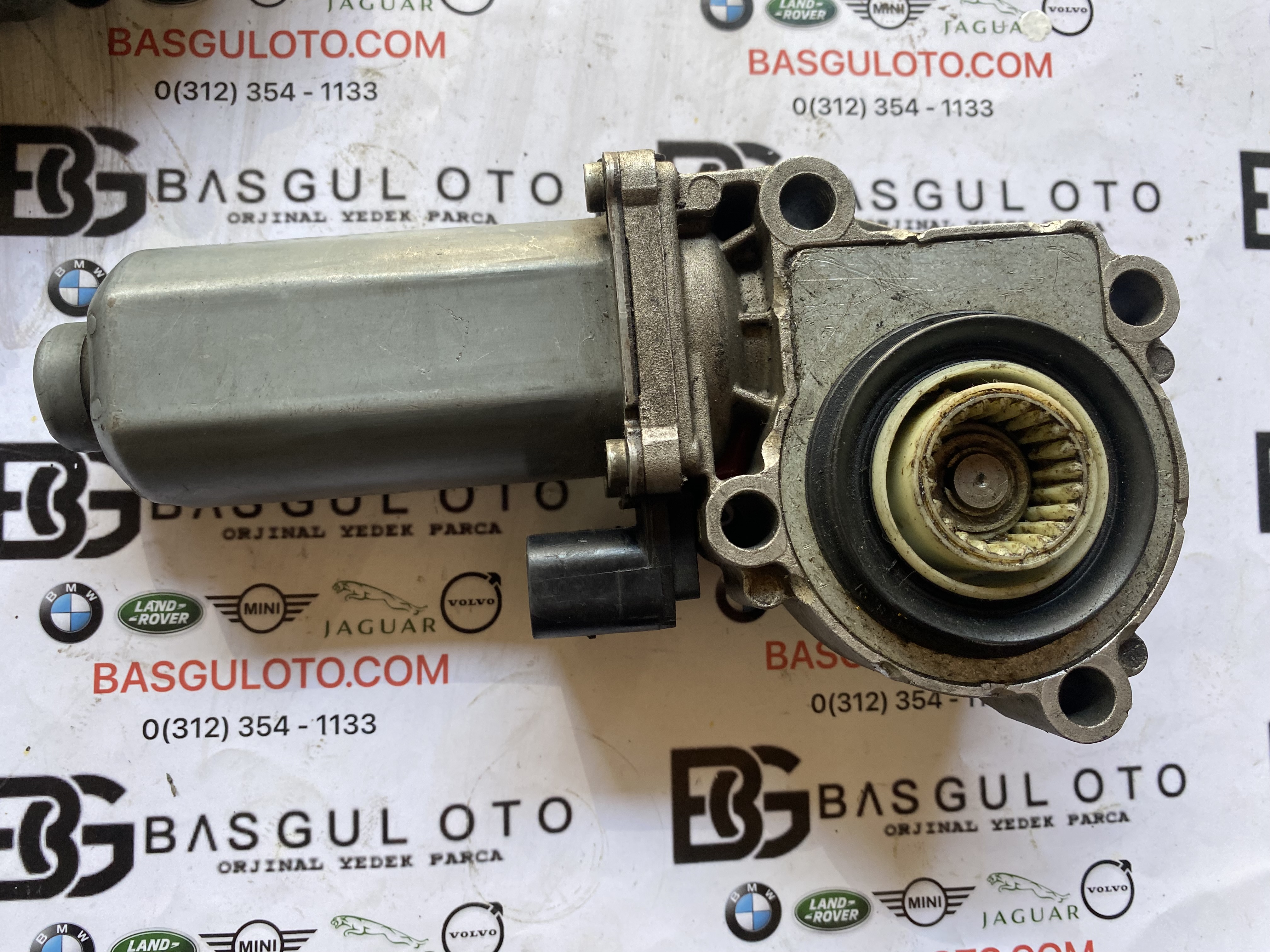 BMW X5 E53 E70 E71 E83 ARAZİ ŞANZIMANI MOTORU 7566296 ORJINAL ÇIKMA