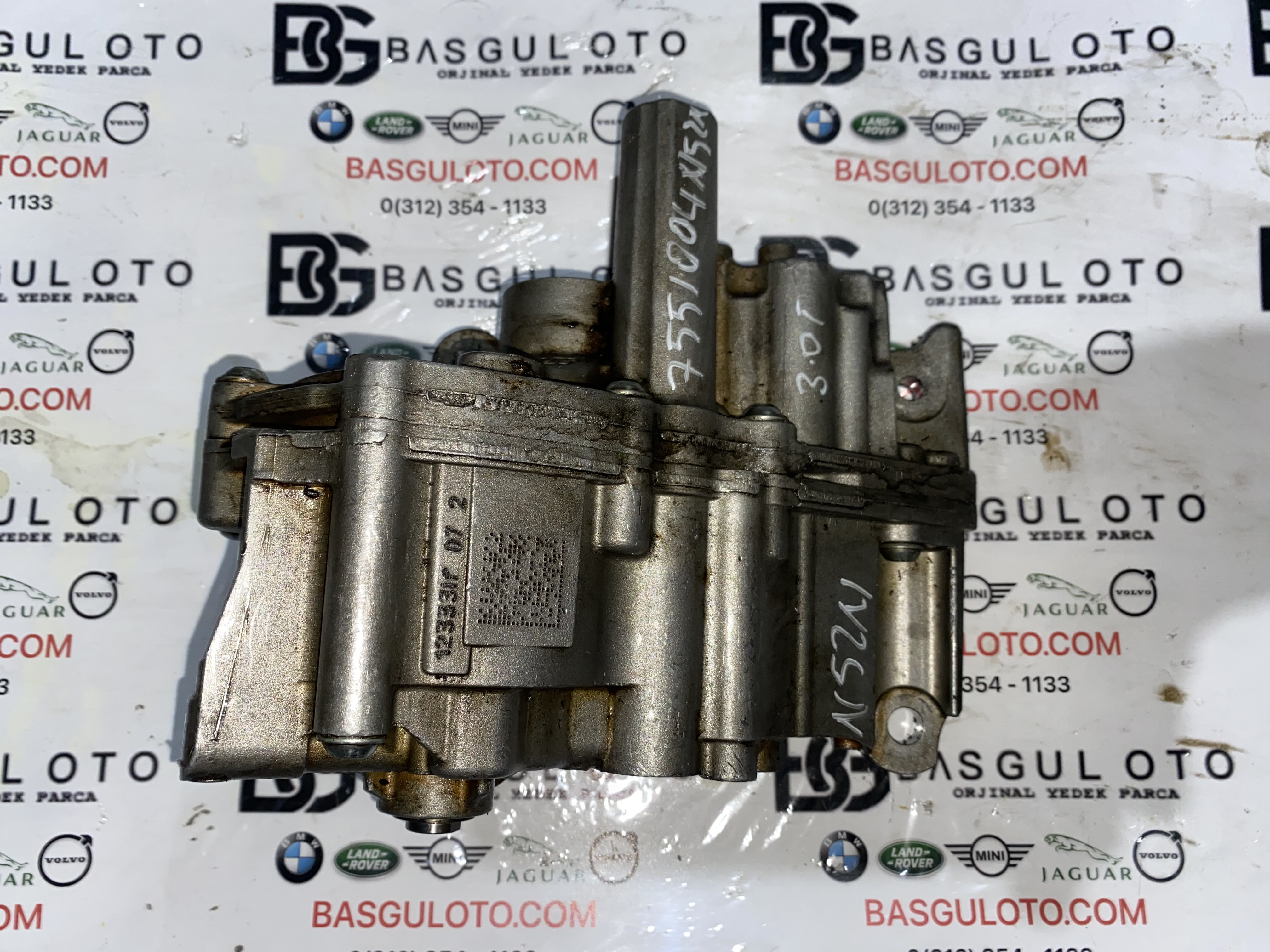 BMW E90 E60 3.0i N52N YAĞ POMPASI 7551004 ORJİNAL ÇIKMA 