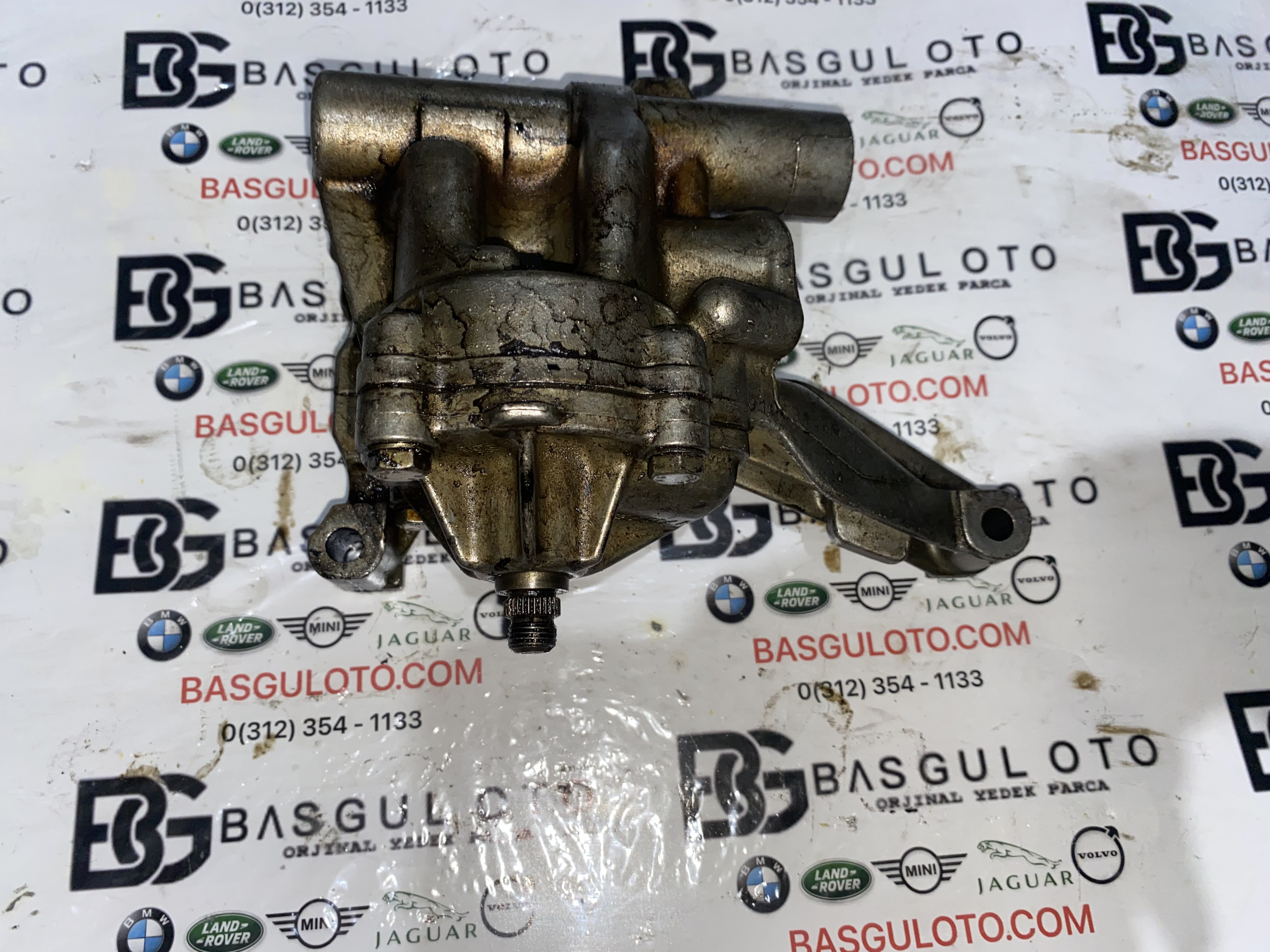 BMW M52 YAĞ POMPASI 1748148 ORJİNAL ÇIKMA 