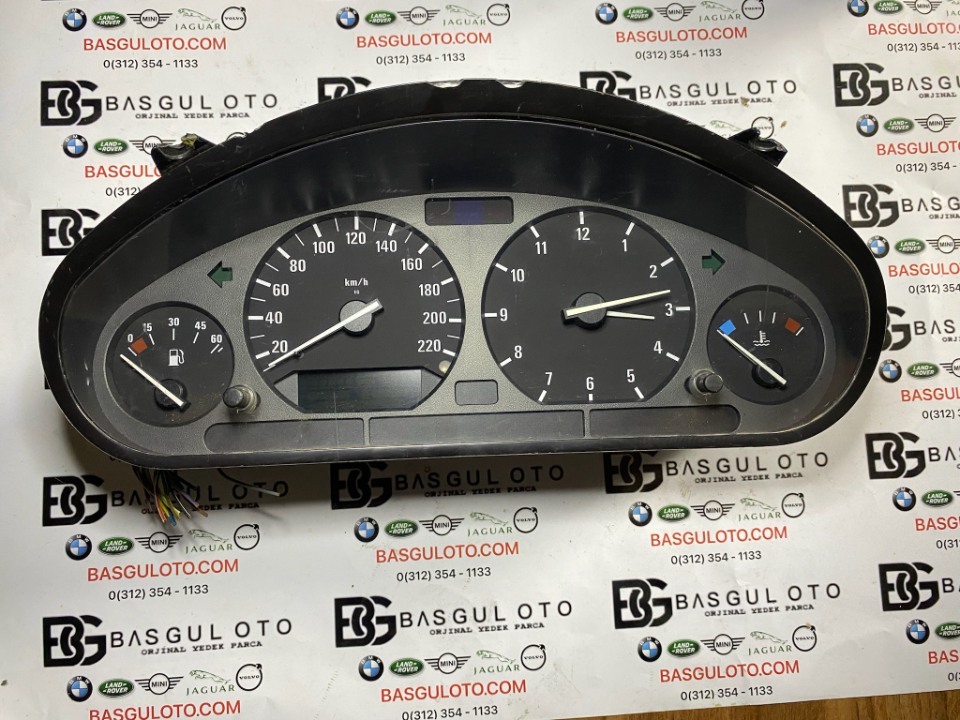 BMW E36 BENZİNLİ  KM SAATİ KADRAN GÖSTERGE PANELİ 8375040
