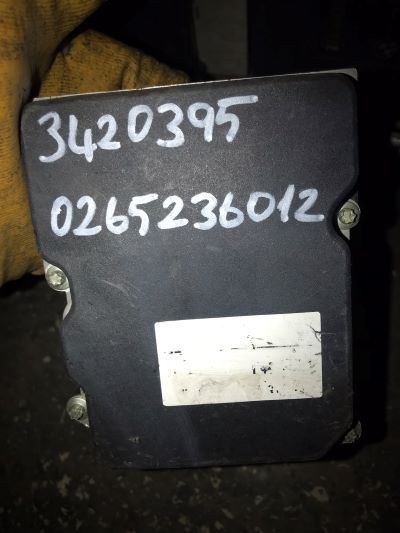 BMW ABS BEYİN E83 X3  3421416-0265950489 ÇIKMA ORJİNAL