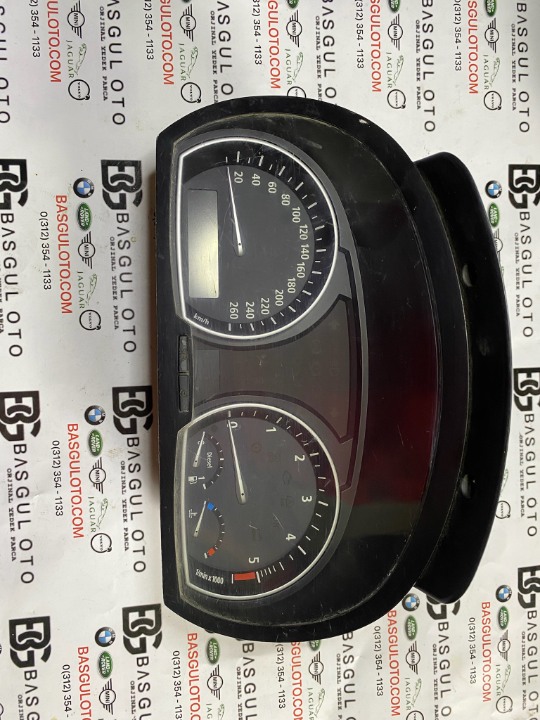 BMW e83 x3  km saati kadran gösterge paneli 3448404