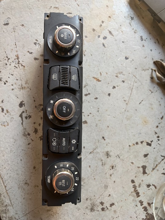 BMW E60 KLİM KONTROL  KALÖRÜFER PANELİ ÇIKMA ORJ