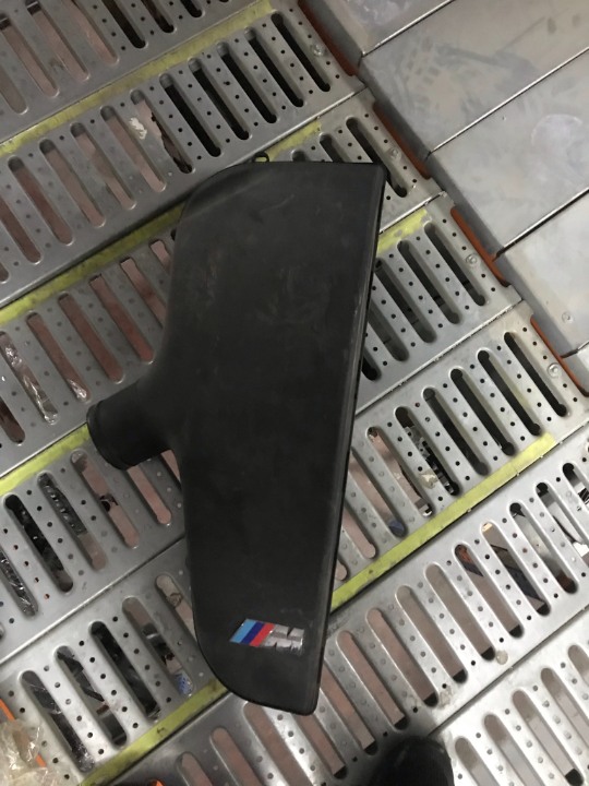 BMW E60 M5  E63 M6 E64 S85 EMME MANİFOLDU ÇIKMA ORJİNAL