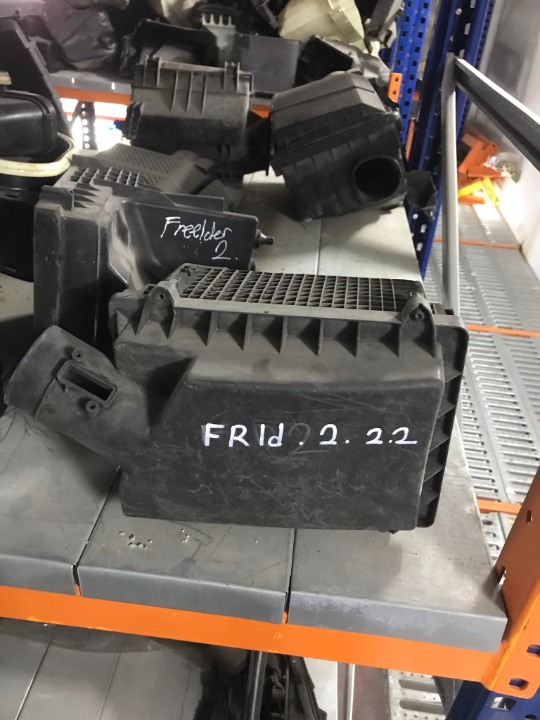 LAND ROVER FREELANDER 2 2.2  HAVA FİLRE KUTUS ÇIKMA ORJ