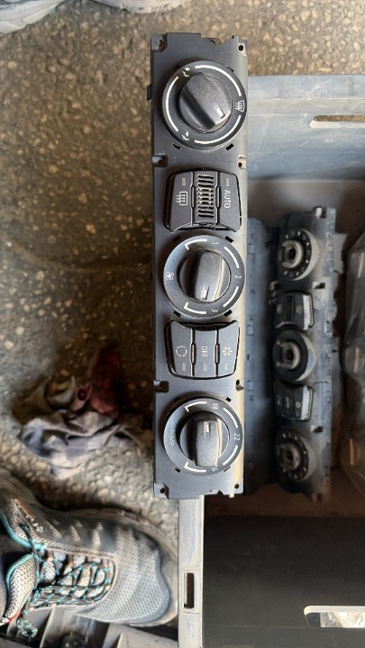 BMW E60 KLİMA KONTROL PANELİ (MANUEL)